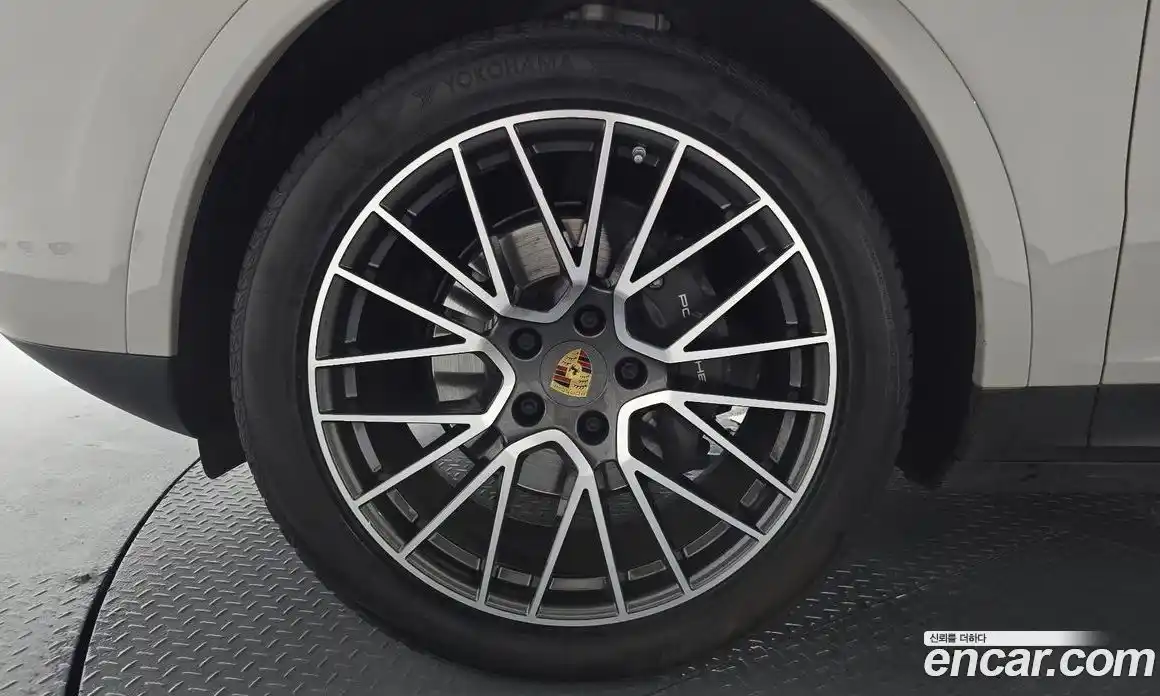 Porsche Cayenne 2021 3.0 автомат (гидро), фото 4