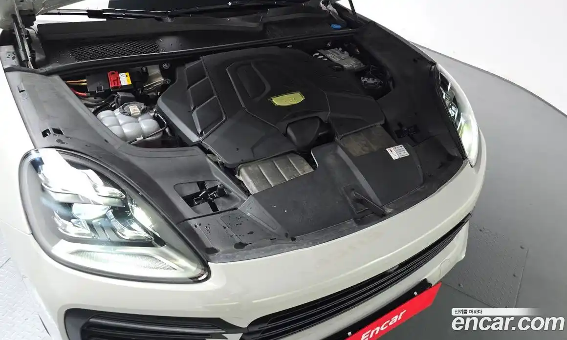 Porsche Cayenne 2021 3.0 автомат (гидро), фото 5
