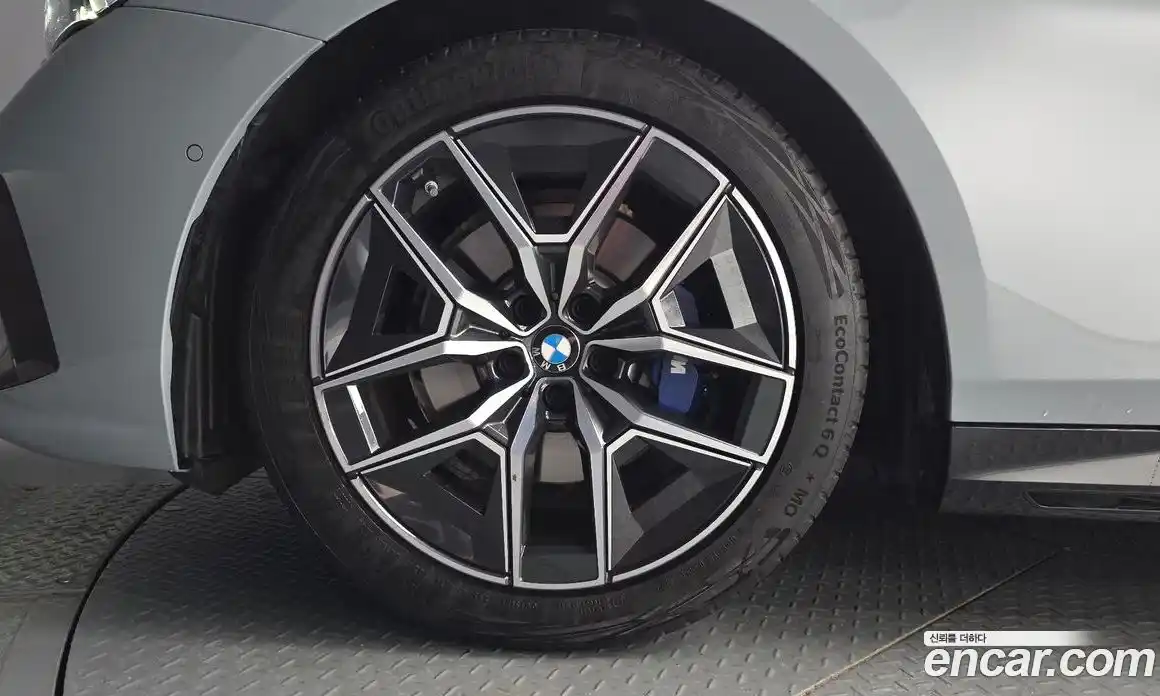 BMW 5 серия 2024 2.0 автомат (гидро), фото 5