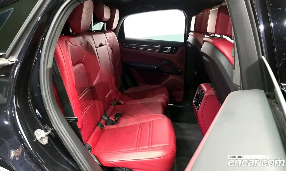 Porsche Cayenne 2020 3.0 автомат (гидро), фото 17