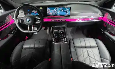 BMW i7 2024 0.3 автомат (гидро), миниатюра 7