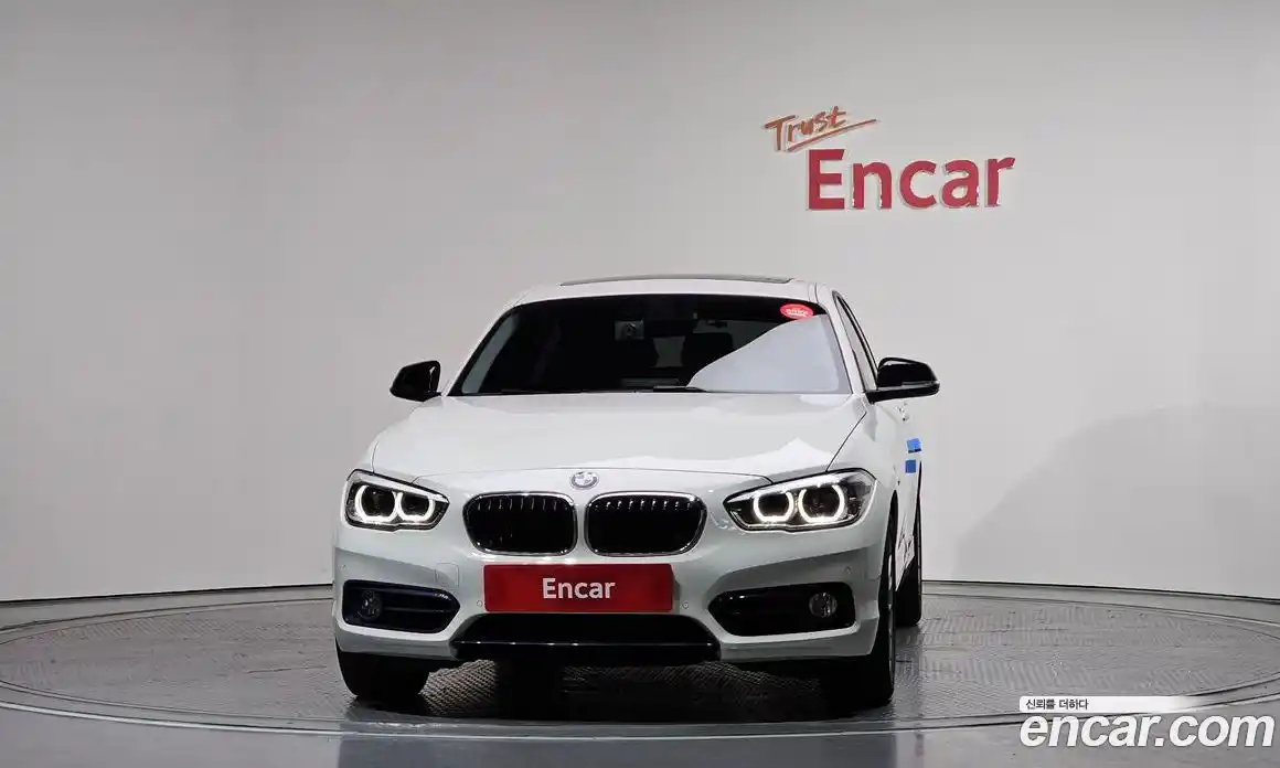 BMW 1 серия 2016 2.0 автомат (гидро), фото 3