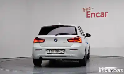 BMW 1 серия 2016 2.0 автомат (гидро), миниатюра 4
