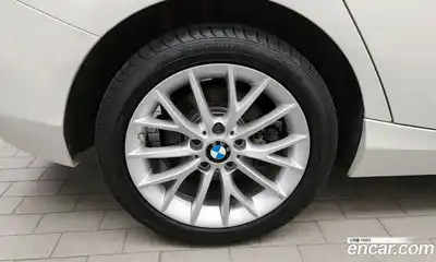 BMW 1 серия 2016 2.0 автомат (гидро), миниатюра 5