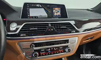 BMW 7 серия 2018 4.4 автомат (гидро), миниатюра 12