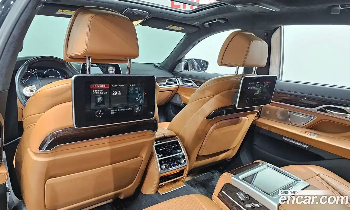 BMW 7 серия 2018 4.4 автомат (гидро), фото 19