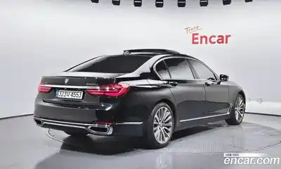 BMW 7 серия 2018 4.4 автомат (гидро), миниатюра 2