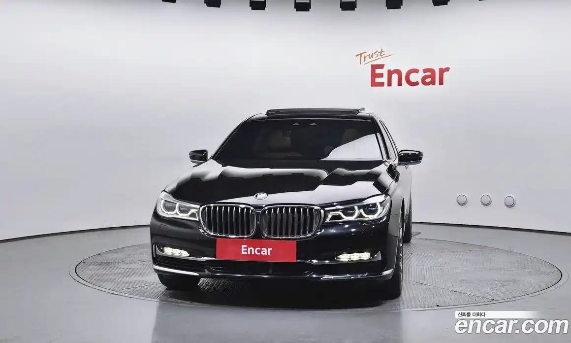 BMW 7 серия 2018 4.4 автомат (гидро), фото 3