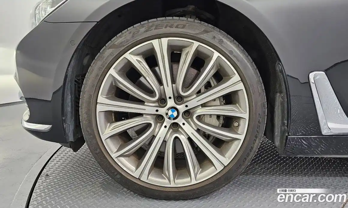 BMW 7 серия 2018 4.4 автомат (гидро), фото 5