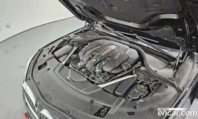 BMW 7 серия 2018 4.4 автомат (гидро), миниатюра 6