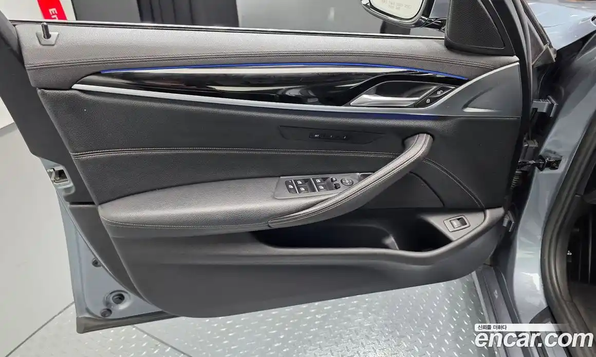 BMW 5 серия 2019 2.0 автомат (гидро), фото 13