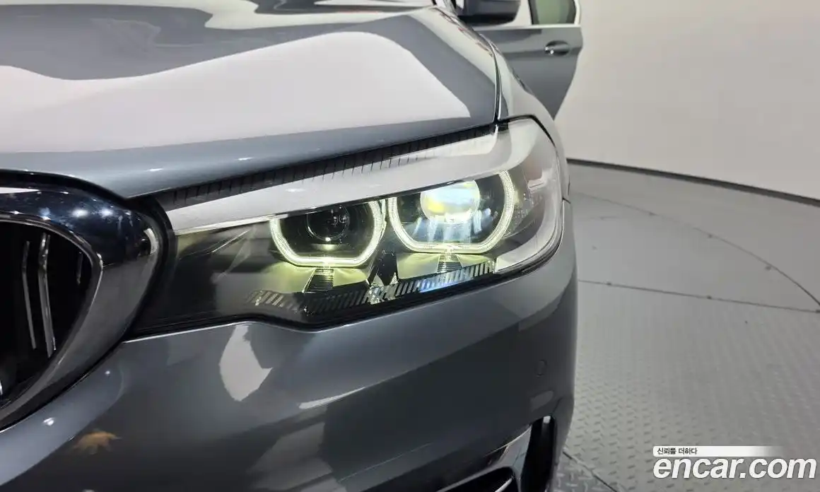 BMW 5 серия 2019 2.0 автомат (гидро), фото 7