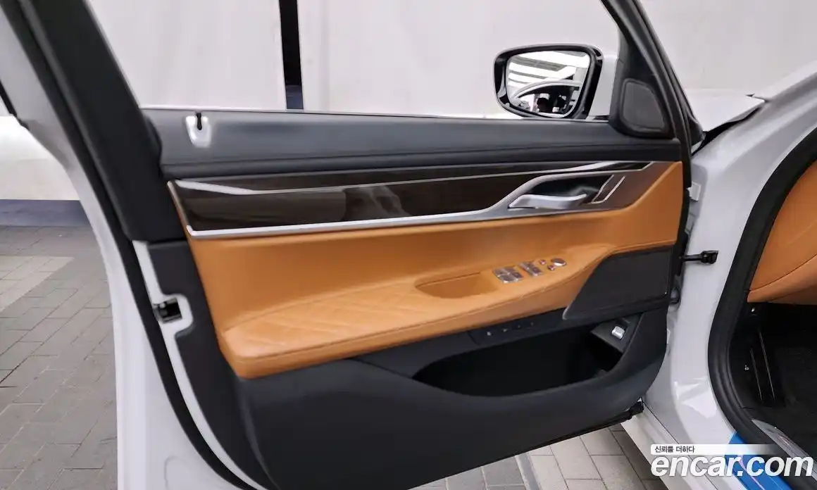 BMW 7 серия 2022 3.0 автомат (гидро), фото 13