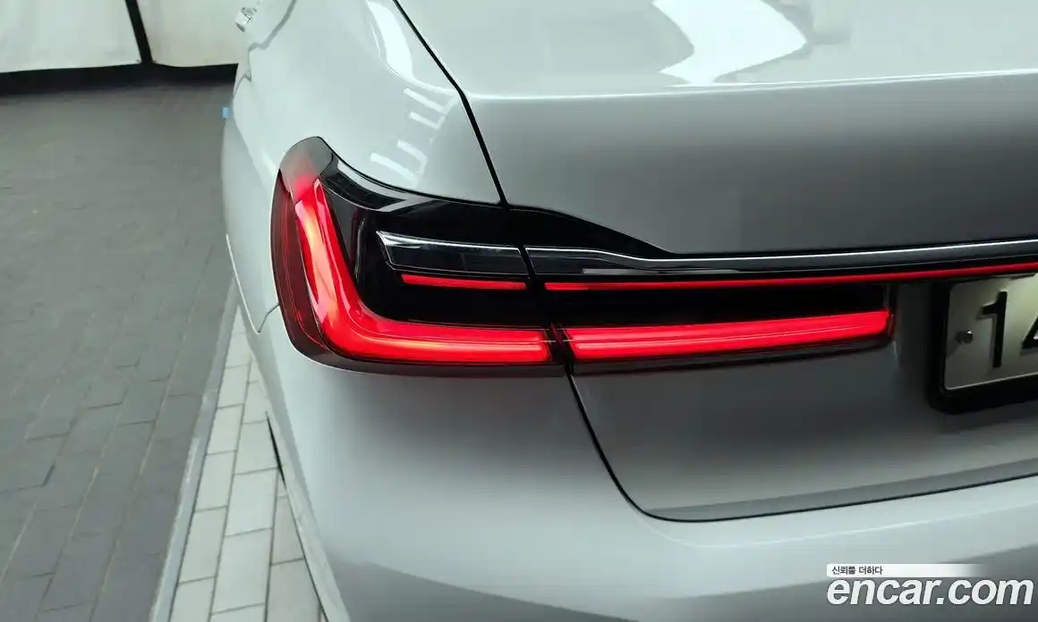 BMW 7 серия 2022 3.0 автомат (гидро), фото 8