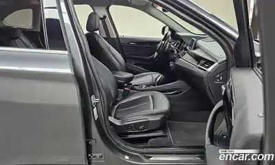 BMW X1 2022 2.0 автомат (гидро), миниатюра 11