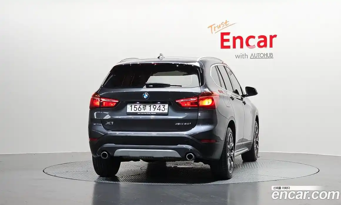 BMW X1 2022 2.0 автомат (гидро), фото 4