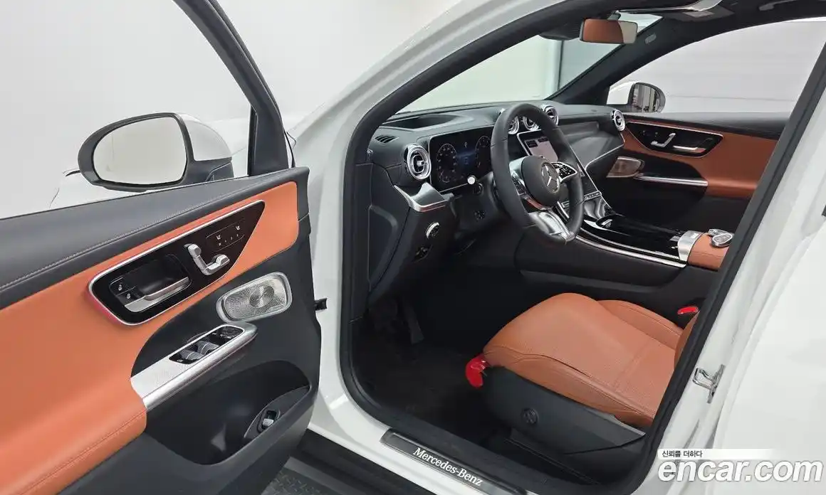 Mercedes-Benz GLC-Class 2025 2.0 автомат (гидро), фото 13