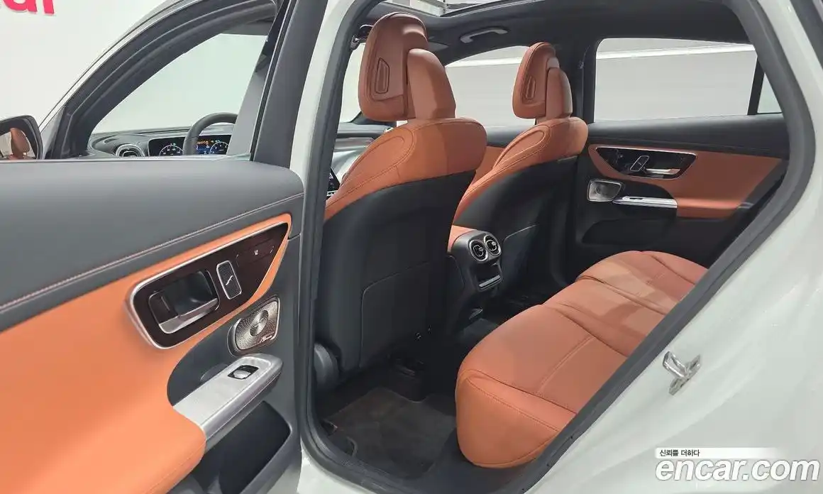 Mercedes-Benz GLC-Class 2025 2.0 автомат (гидро), фото 16