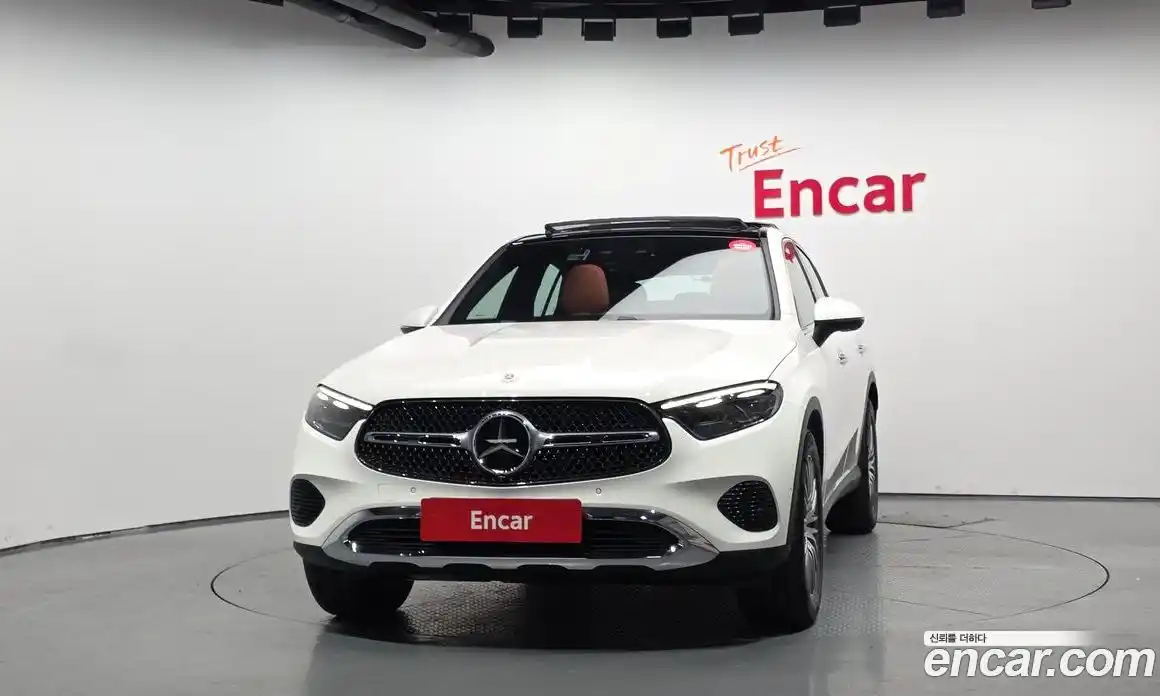 Mercedes-Benz GLC-Class 2025 2.0 автомат (гидро), фото 3