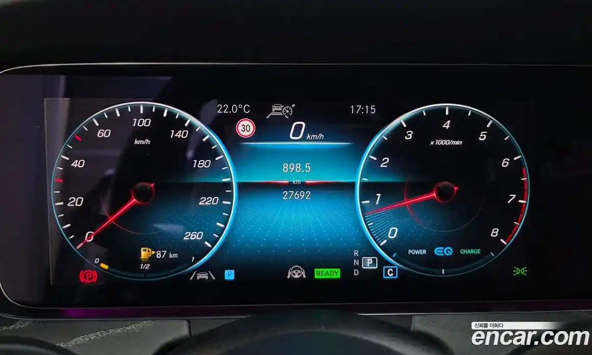 Mercedes-Benz E-Class 2023 2.0 автомат (гидро), фото 8