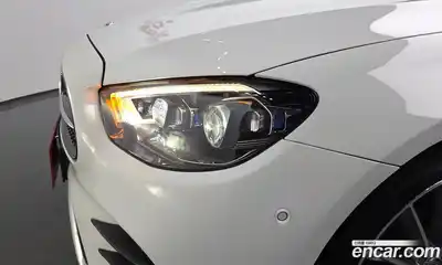 Mercedes-Benz E-Class 2021 2.0 автомат (гидро), миниатюра 7