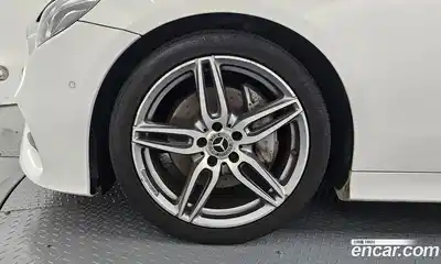 Mercedes-Benz E-Class 2018 1.9 автомат (гидро), миниатюра 5