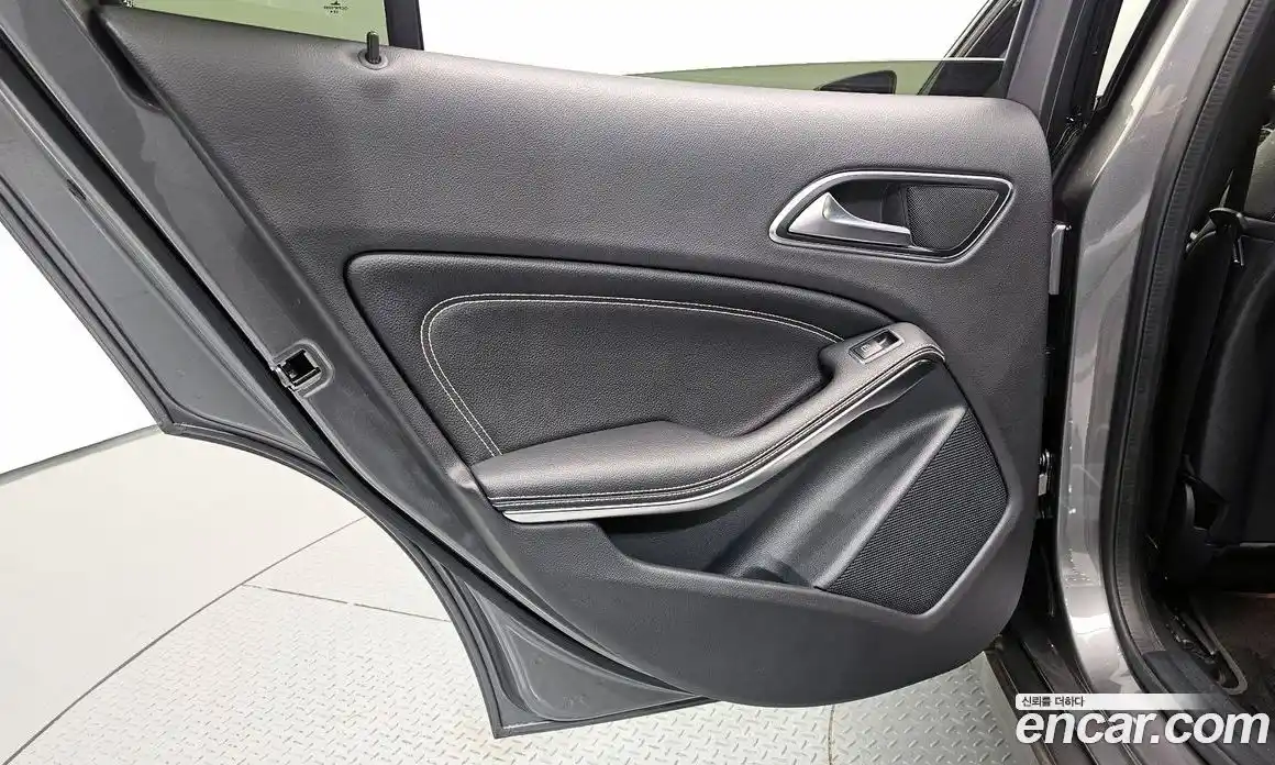Mercedes-Benz GLA-Class 2019 2.0 гидро, фото 15 Mercedes-Benz GLA-Class 2019 2.0 гидро, фото 15