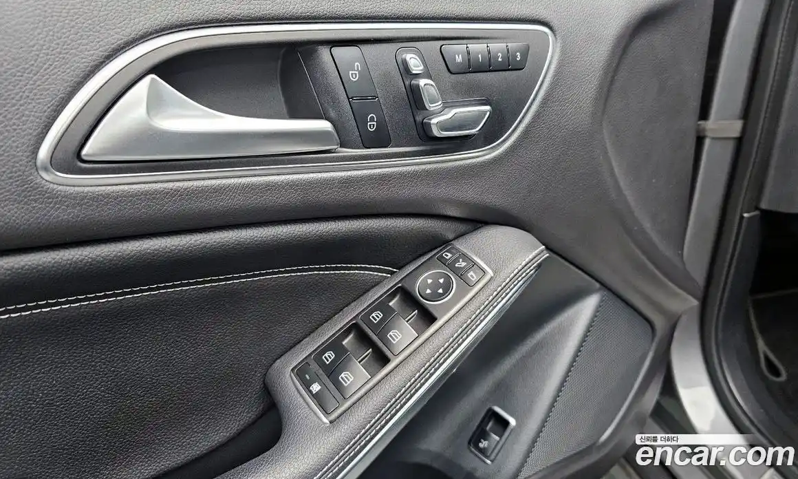 Mercedes-Benz GLA-Class 2019 2.0 гидро, фото 23 Mercedes-Benz GLA-Class 2019 2.0 гидро, фото 23