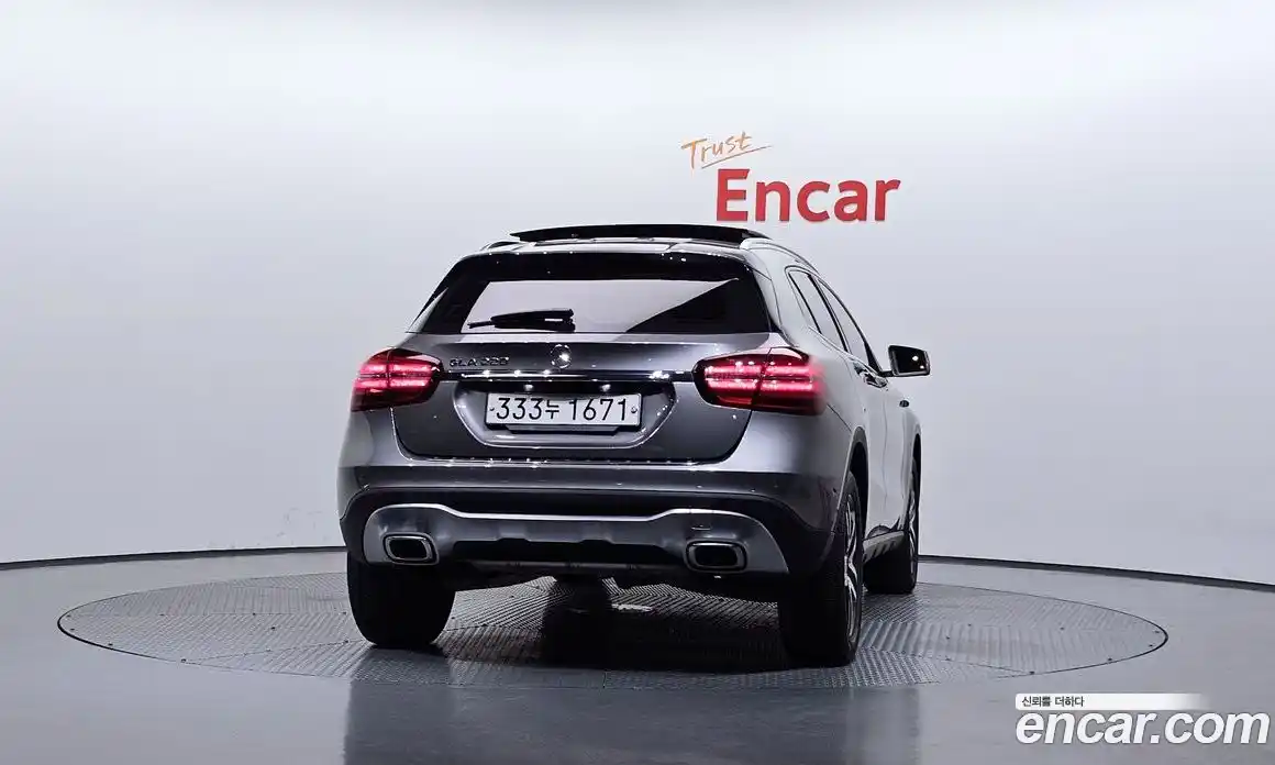 Mercedes-Benz GLA-Class 2019 2.0 гидро, фото 4 Mercedes-Benz GLA-Class 2019 2.0 гидро, фото 4