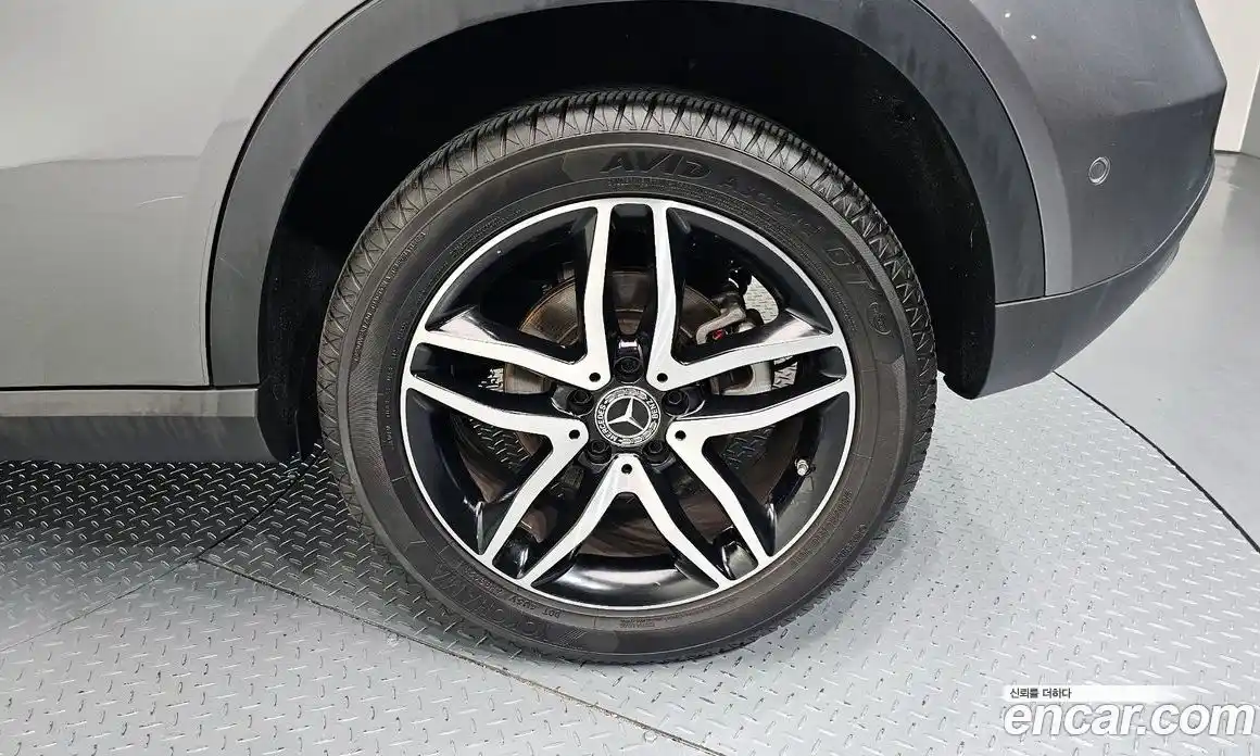 Mercedes-Benz GLA-Class 2019 2.0 гидро, фото 7 Mercedes-Benz GLA-Class 2019 2.0 гидро, фото 7