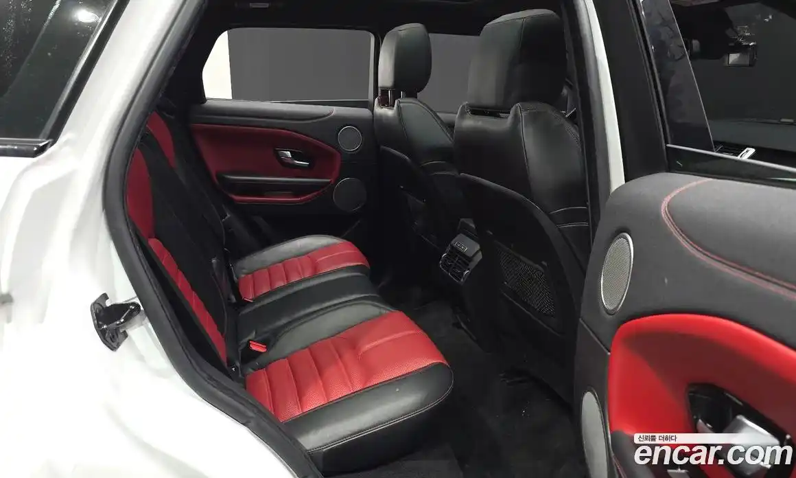 Land Rover Range Rover Evoque 2016 2.0 автомат (гидро), фото 11