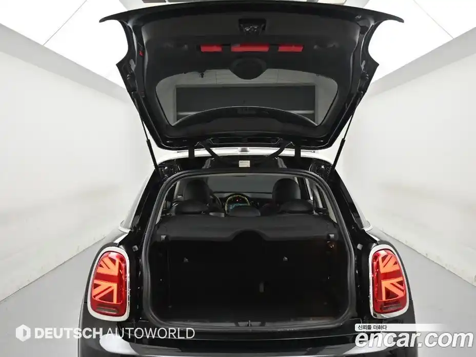 Mini Cooper 2022 1.5 автомат (гидро), фото 18