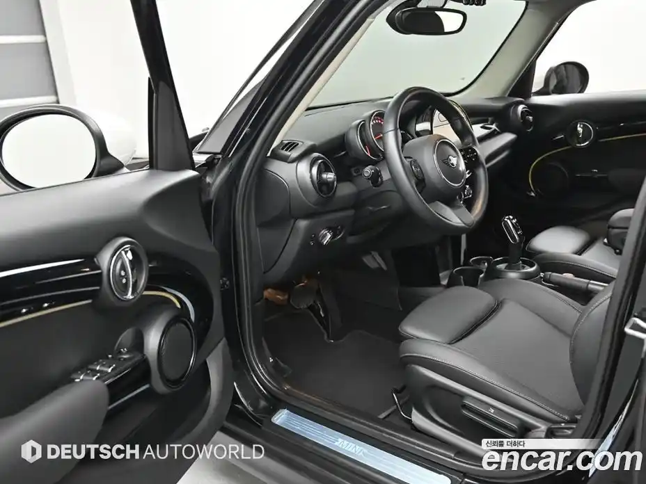 Mini Cooper 2022 1.5 автомат (гидро), фото 6