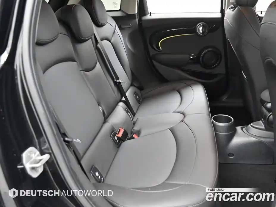 Mini Cooper 2022 1.5 автомат (гидро), фото 8