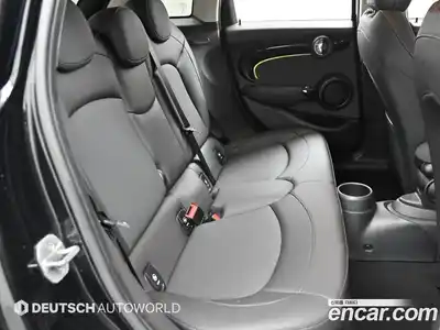 Mini Cooper 2022 1.5 автомат (гидро), миниатюра 8
