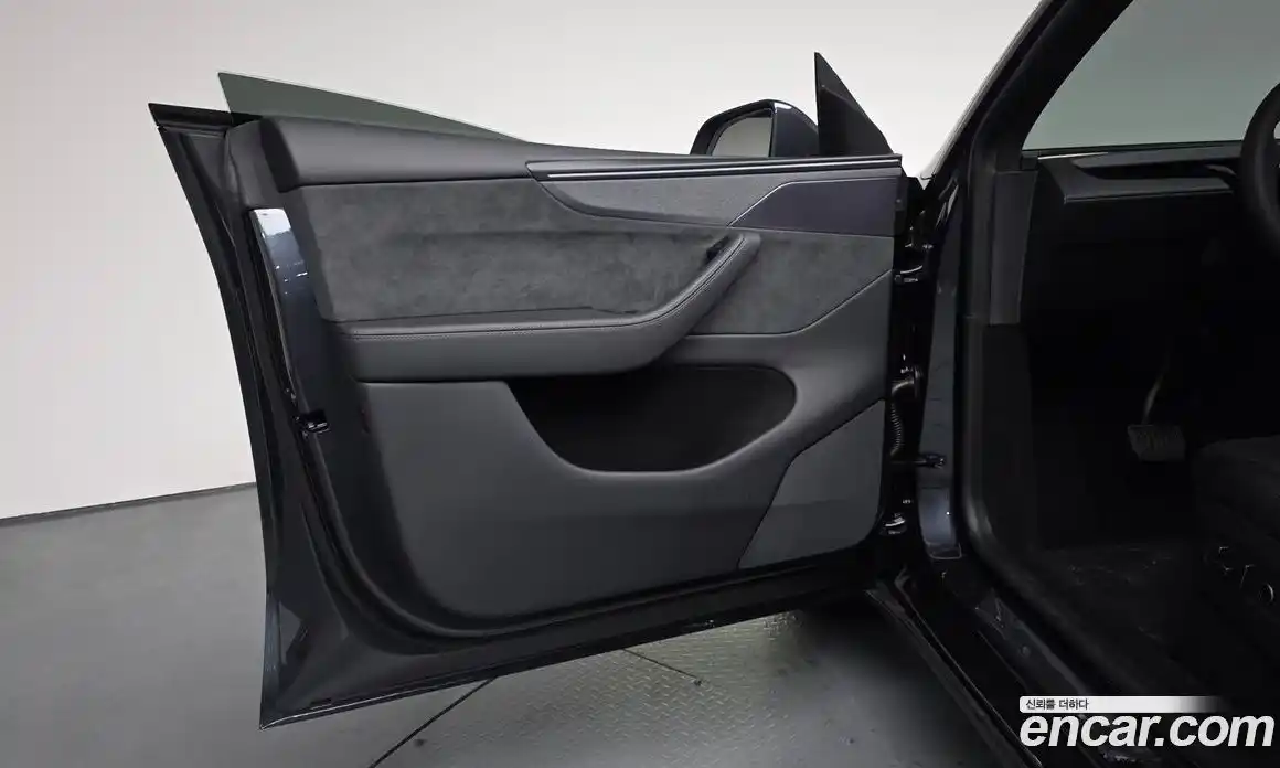 Tesla Model Y 2026 0.2 автомат (гидро), фото 13