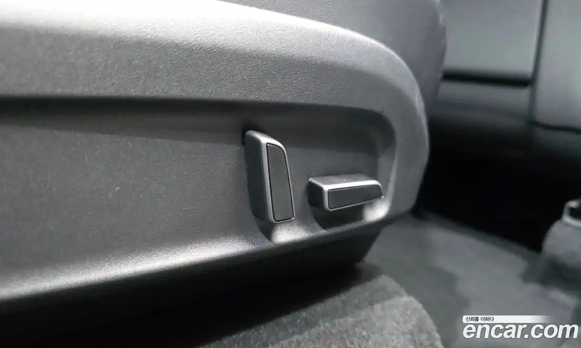 Tesla Model Y 2026 0.2 автомат (гидро), фото 30