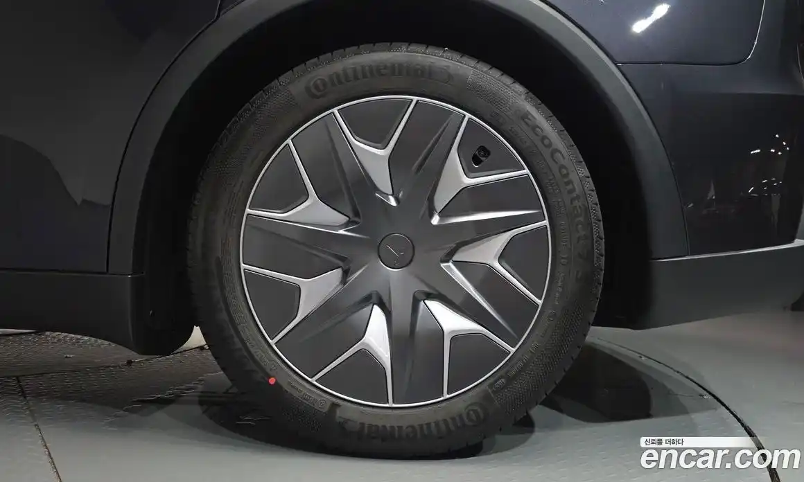 Tesla Model Y 2026 0.2 автомат (гидро), фото 6