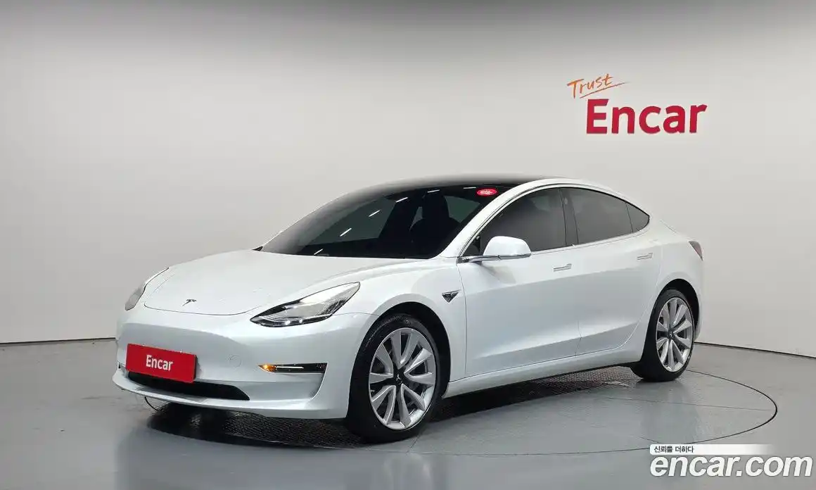 Tesla Model 3 2020 0.2 автомат (гидро), фото 1 Tesla Model 3 2020 0.2 автомат (гидро), фото 1