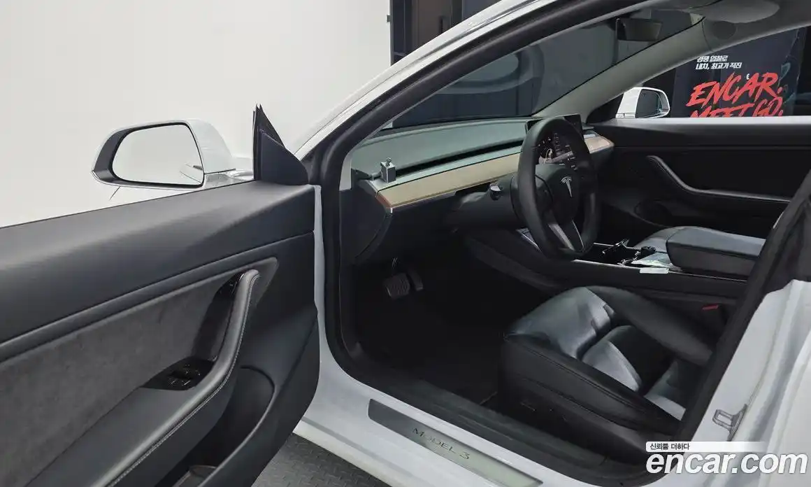Tesla Model 3 2020 0.2 автомат (гидро), фото 13 Tesla Model 3 2020 0.2 автомат (гидро), фото 13