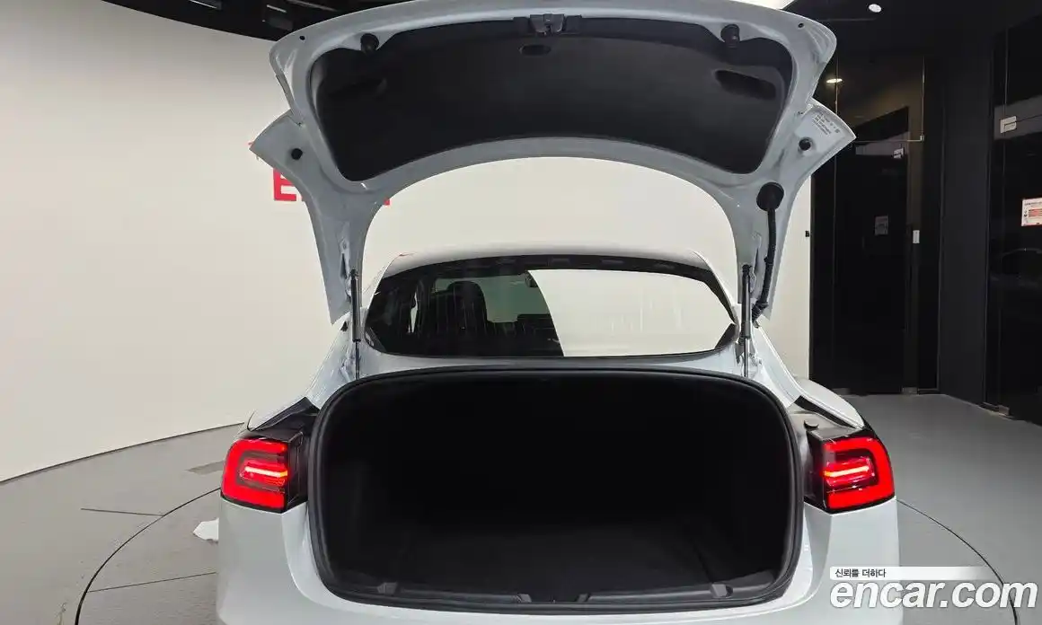Tesla Model 3 2020 0.2 автомат (гидро), фото 26 Tesla Model 3 2020 0.2 автомат (гидро), фото 26