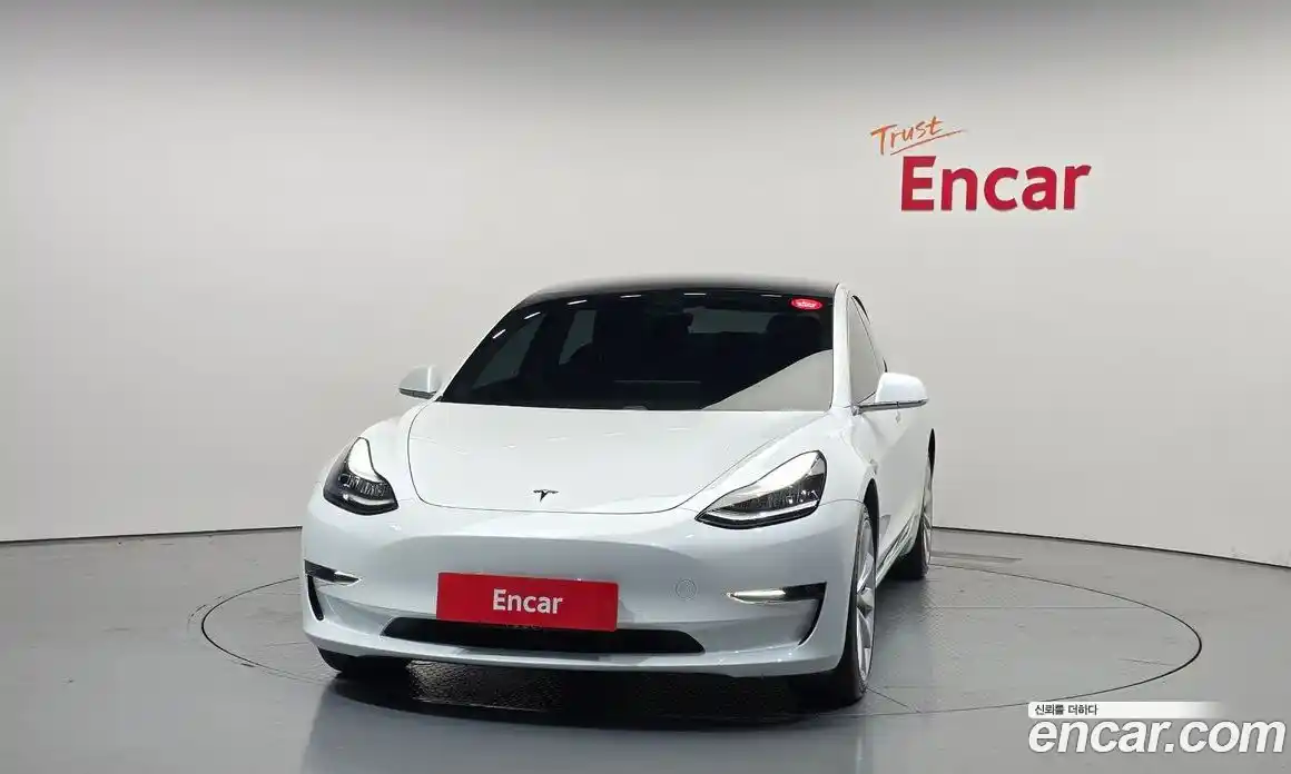Tesla Model 3 2020 0.2 автомат (гидро), фото 3 Tesla Model 3 2020 0.2 автомат (гидро), фото 3