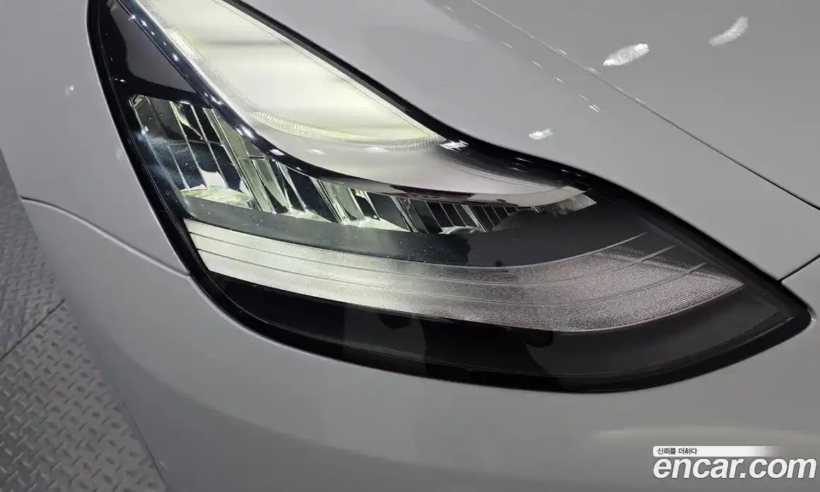 Tesla Model 3 2020 0.2 автомат (гидро), фото 8 Tesla Model 3 2020 0.2 автомат (гидро), фото 8