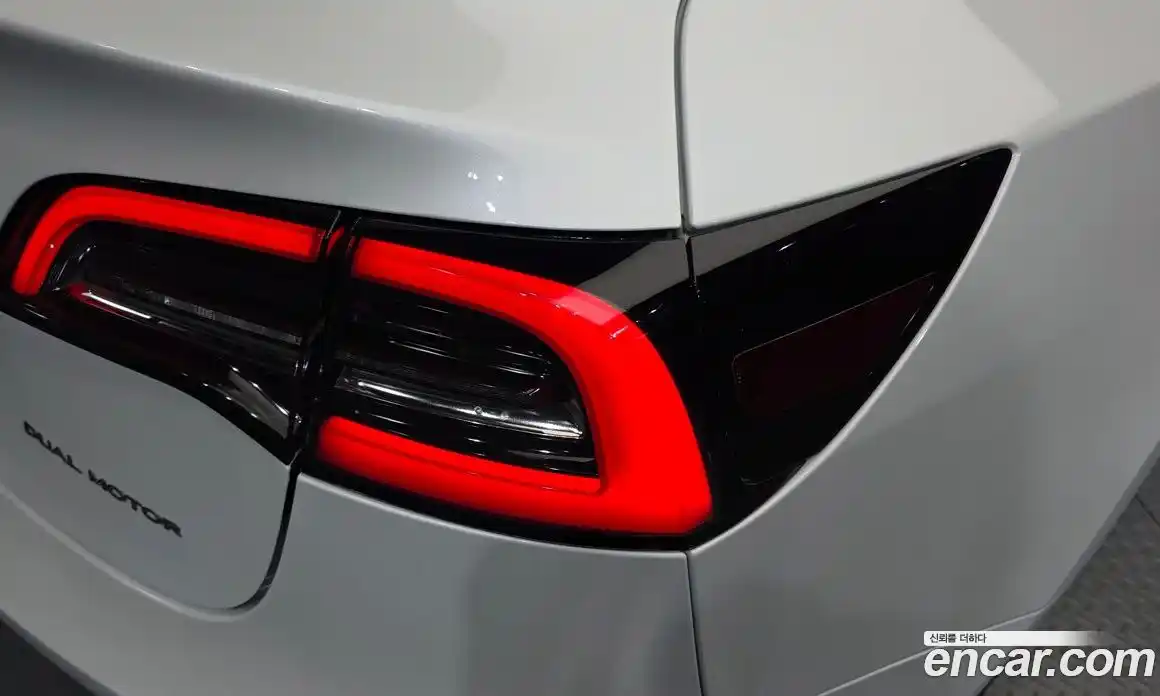 Tesla Model 3 2020 0.2 автомат (гидро), фото 9 Tesla Model 3 2020 0.2 автомат (гидро), фото 9