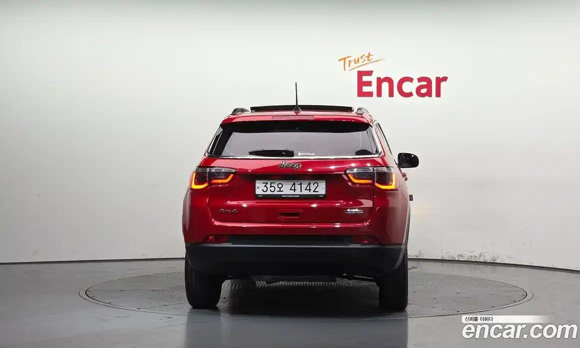 Jeep Compass 2018 2.4 автомат (гидро), фото 4