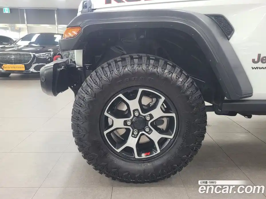 Jeep Wrangler 2023 2.0 автомат (гидро), фото 19