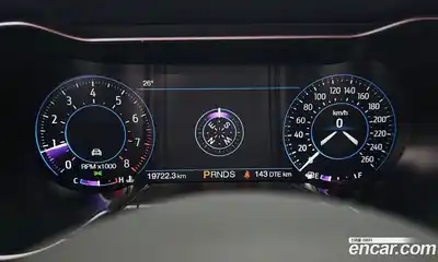 Ford Mustang 2023 2.3 автомат (гидро), миниатюра 11