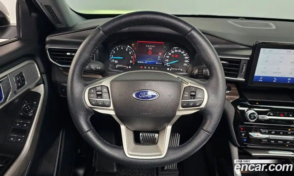 Ford Explorer 2022 2.3 автомат (гидро), фото 13