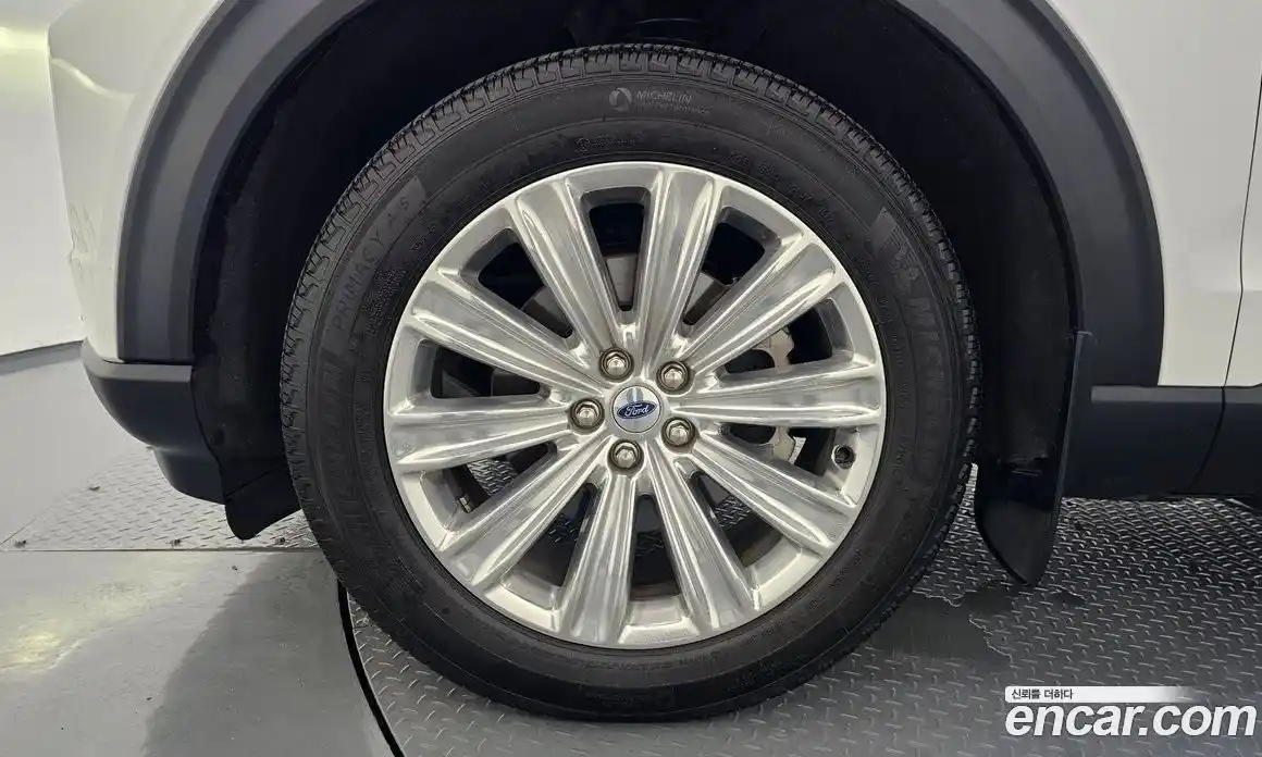 Ford Explorer 2022 2.3 автомат (гидро), фото 5