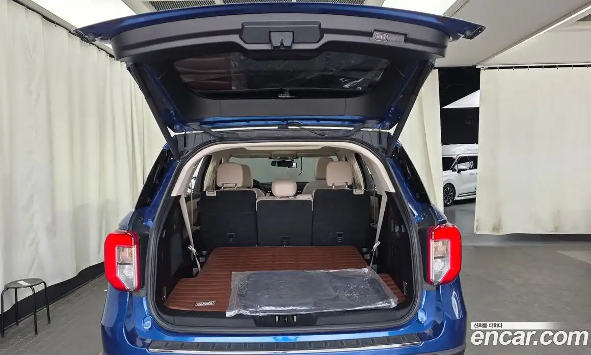 Ford Explorer 2021 2.3 автомат (гидро), фото 20